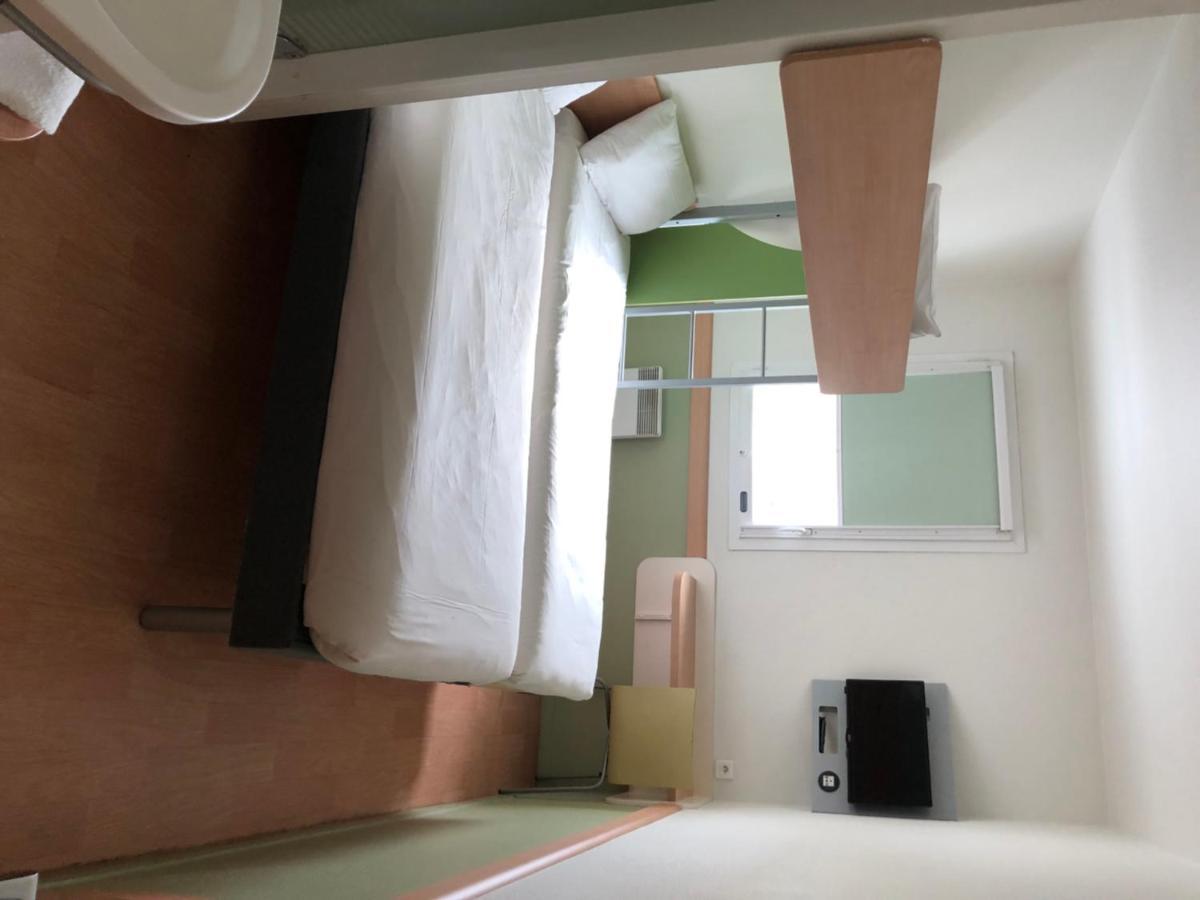 Ibis Budget Mantes-La-Jolie Εξωτερικό φωτογραφία