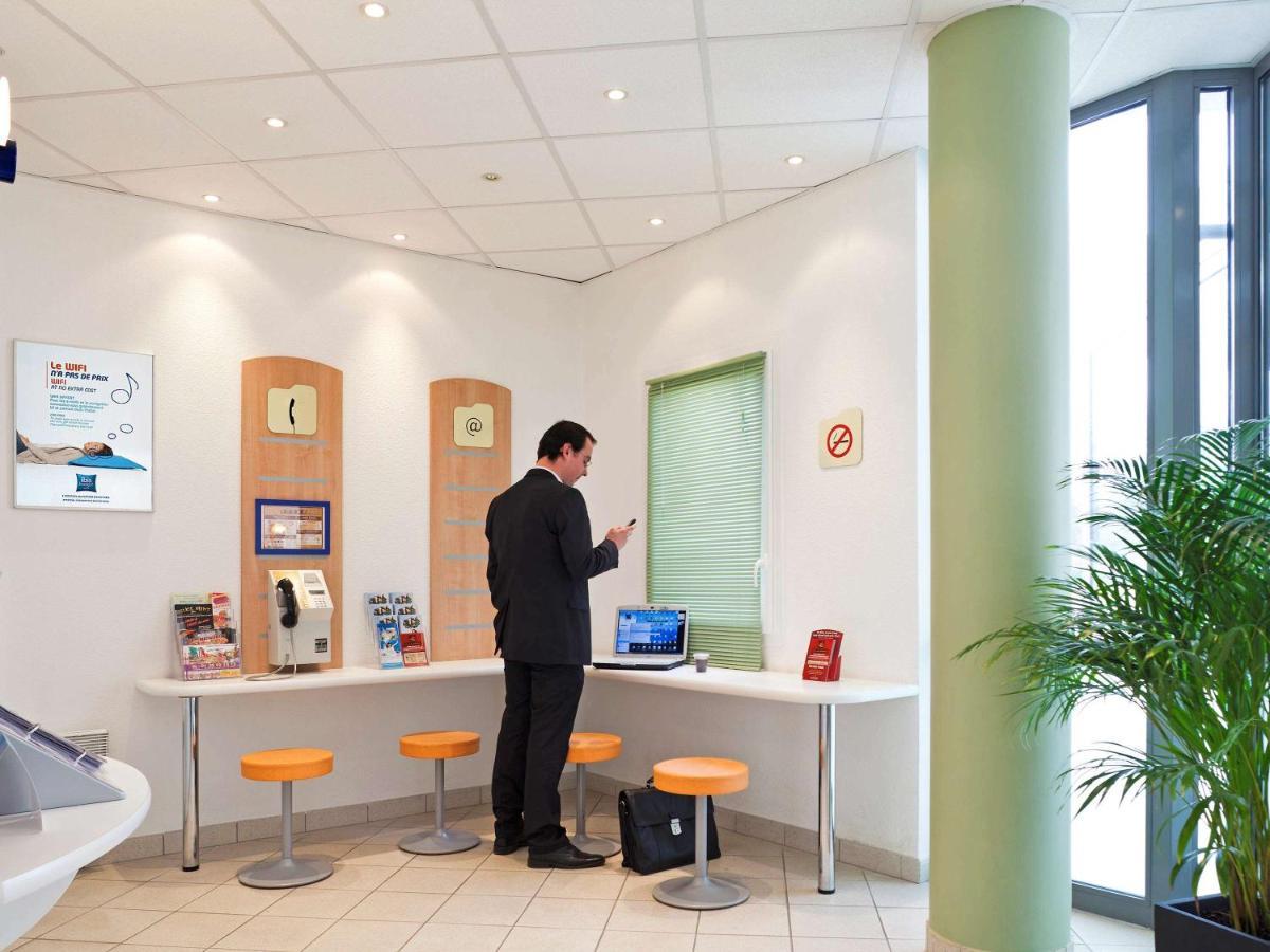 Ibis Budget Mantes-La-Jolie Εξωτερικό φωτογραφία